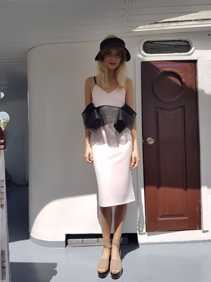 babe, shine sharp dress by lithuania designer laura daili fashion catwalk (8)